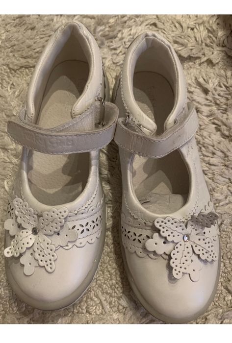 Pantofi/balerini  fete piele, noi,albi, nr 32- nu Musette ,  geox