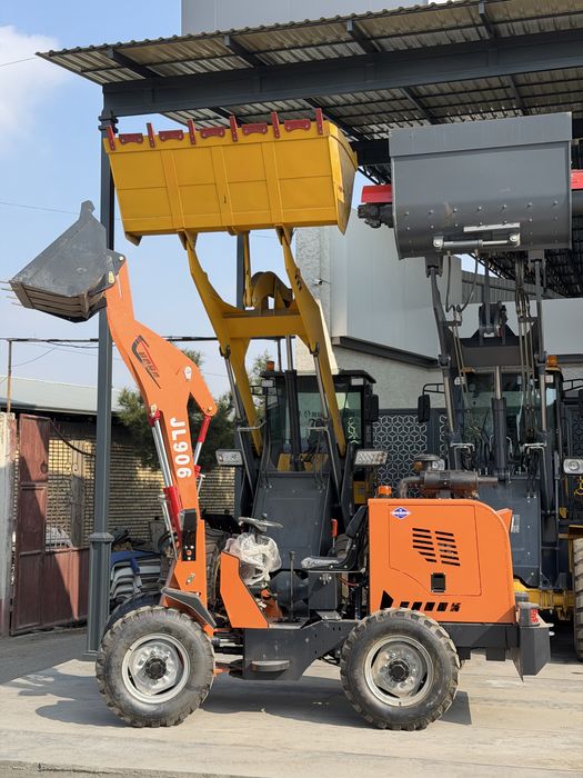 Дизельный  Погрузчик JL906 4 поршен