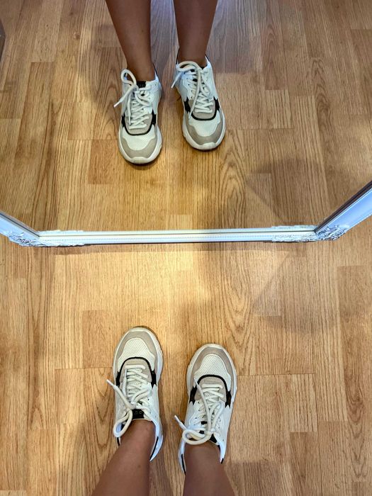 Guess Дамски кецове маратонки размер 39, Оригинал, Отлично състояние