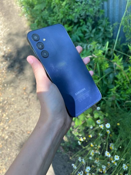 обменяю телефон Samsung