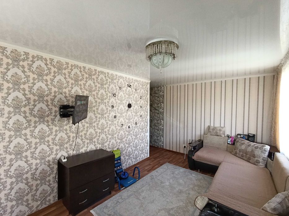 продам 2 ком квартиру