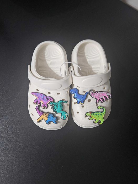 Papuci, marime 23-24