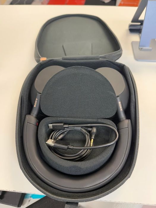 Căști SONY WH-1000XM5 (Impecabile folosite ocazional)