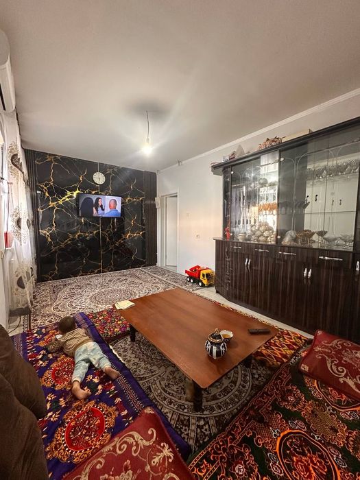 4 xonali uy sotiladi Sardobada