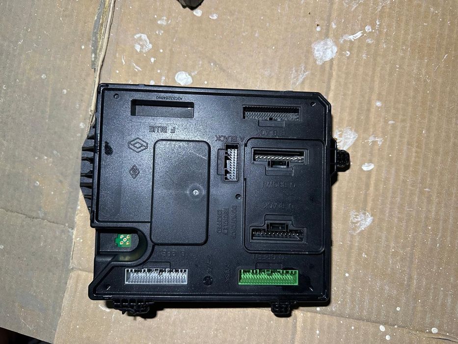 Renault Megane 2014 - части