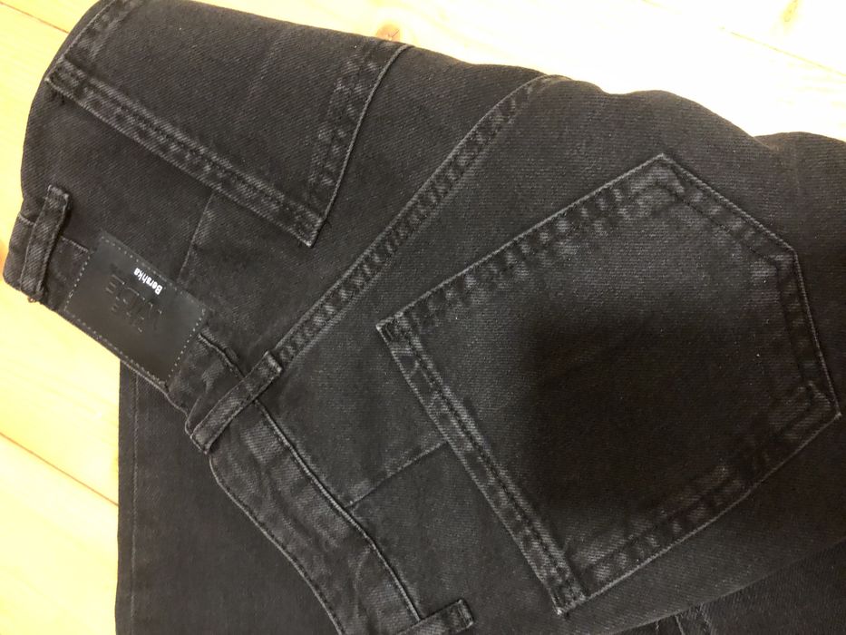 Blugi, pantaloni adolescente