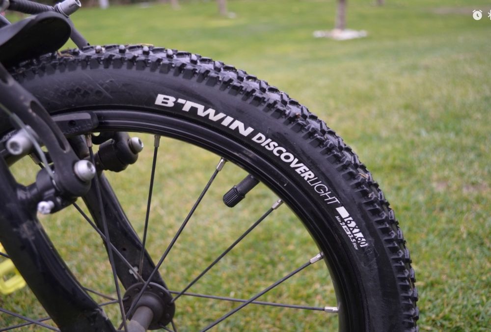 Bicicletă Bitwin 900 Racer Aluminiu 16" 
Stare foarte bună:

- Cadru