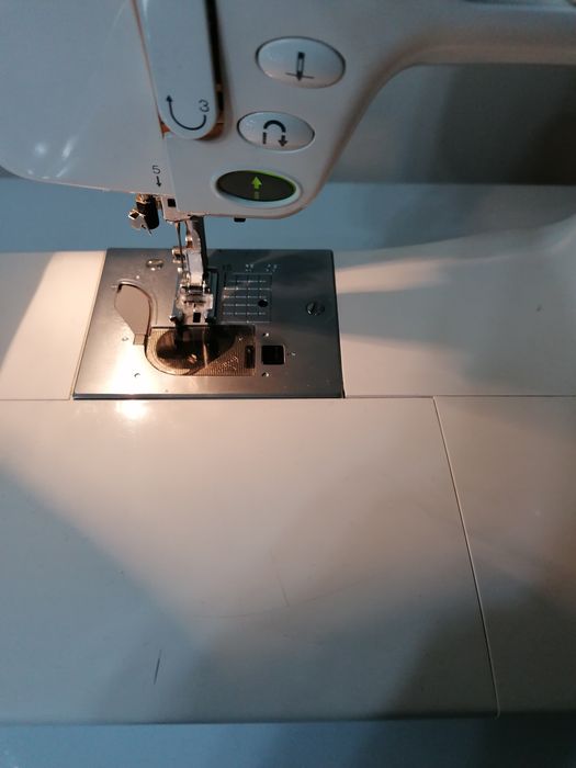Mașina de cusut Brother super ace 2