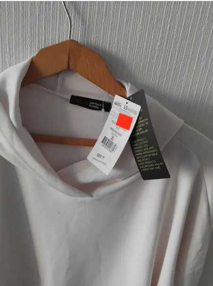 Нови стилен дамски сатенен халат/кимоно + пижама-размер ХЛ- 30евро