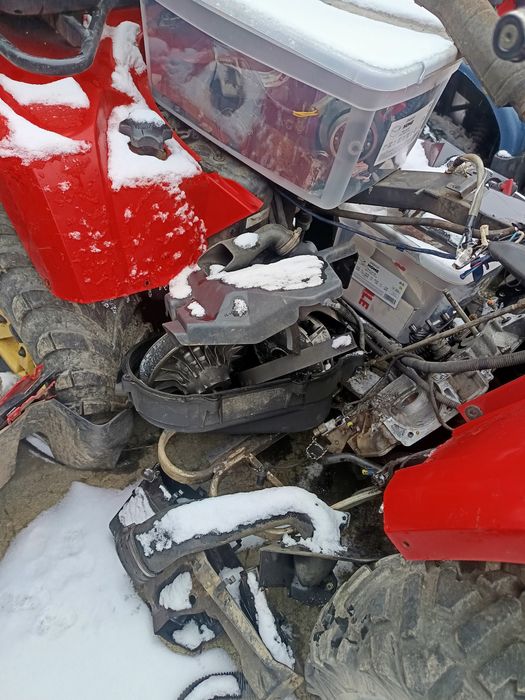 Can am 400 g 1 motor defect are nevoie de ambielaj  aștept oferte