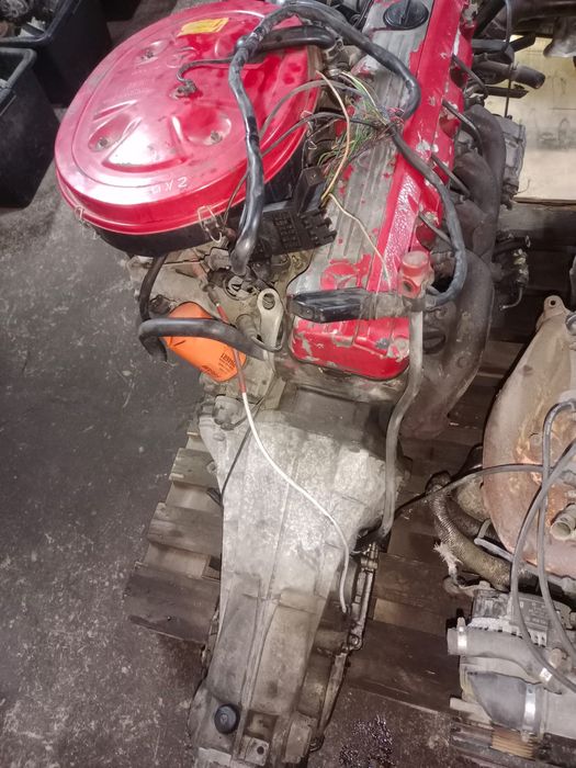 Мерседес 124 Мерседес 124.