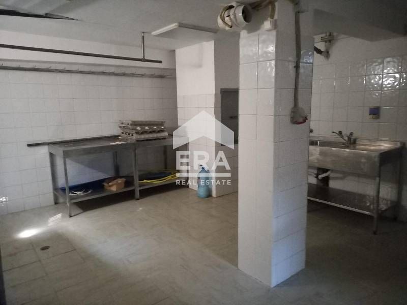 Продава се Магазин в Варна, Цветен квартал - 91 кв.м за 825 €/кв.м - Снимка #5