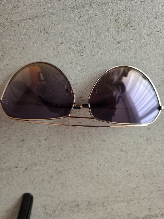 Слънчеви очила Guess