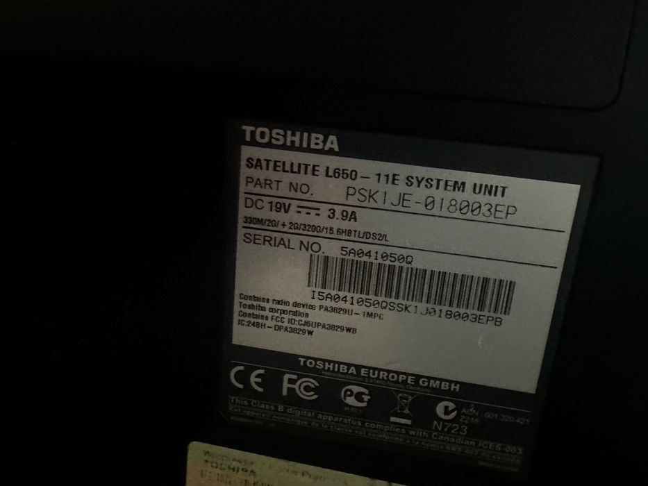 Laptop toshiba satellite  I3