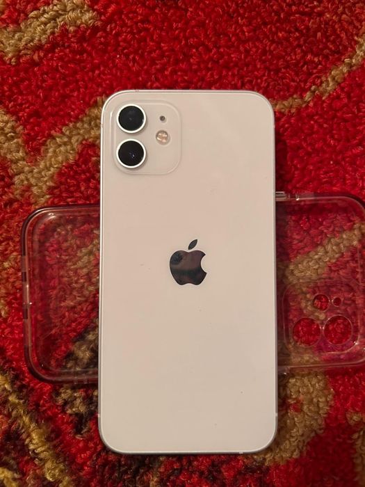 Продам айфон 12 85 срочно торг