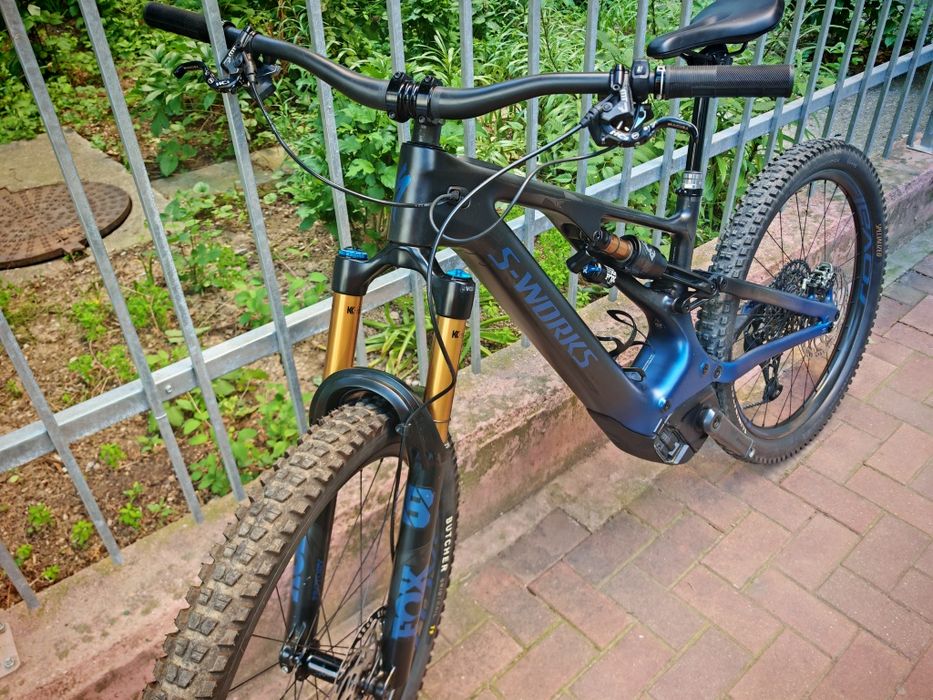 Bicicleta electrica full suspension carbon Specialized S-works Turbo Levo  90 NM baterie 700 wh stare foarte buna