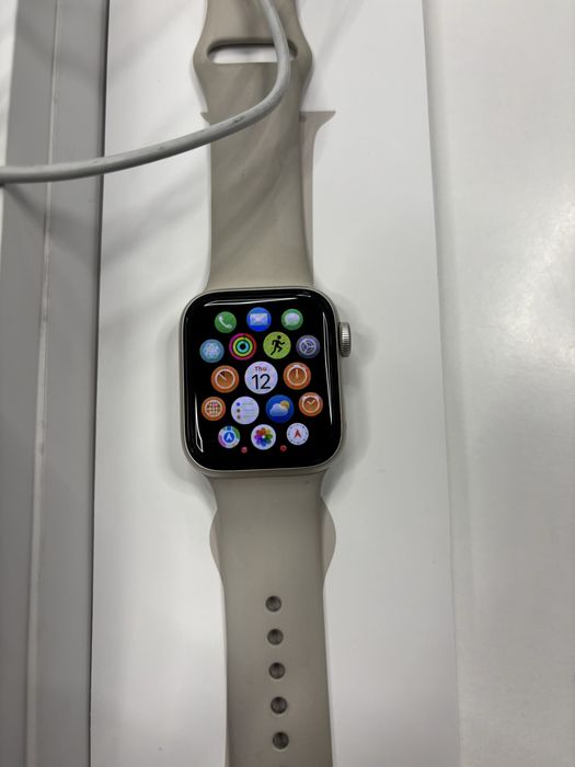Apple Watch SE 2 40mm