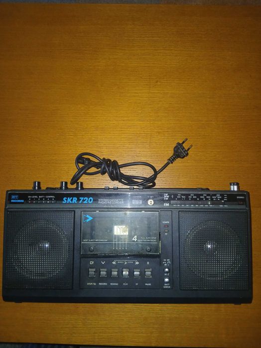 Радиокасетофон skr720