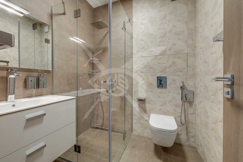 Дава се под наем Двустаен апартамент в София, Център - 86 кв.м за 947.58 € - Снимка #6