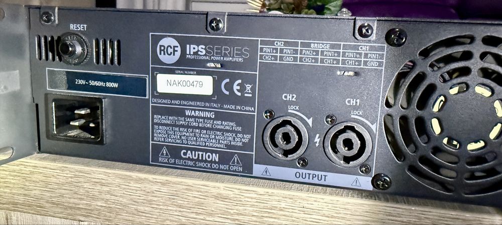 Vand amplificator  rcf ips3700