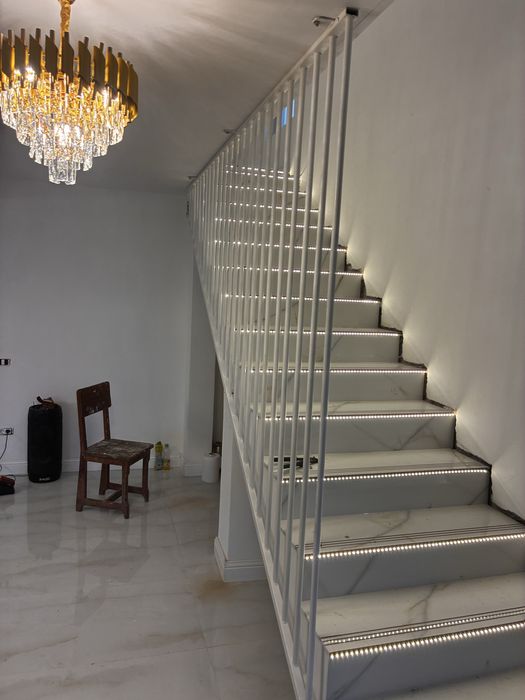 Riflaj metalic, balustrada,fier fotjat,riflaj până in tavan