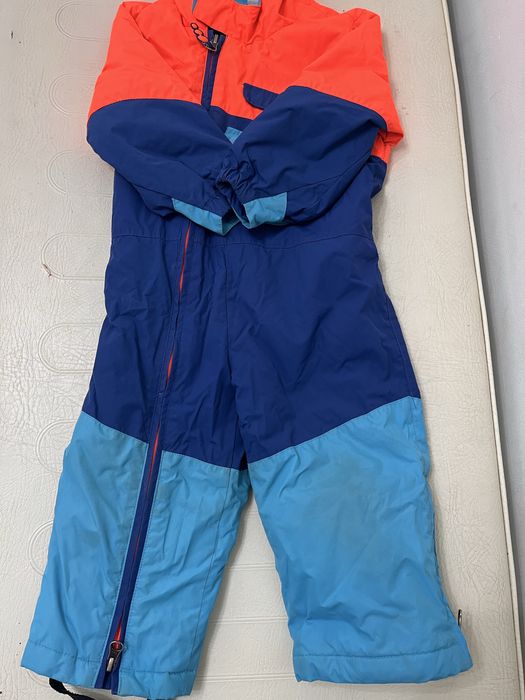 Продам комбинезоны 80-86 размер.