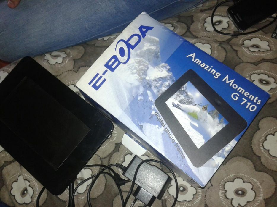 Ramă foto digitală