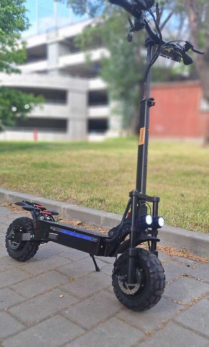 Bicicleta scuter electric ,BATERII Lithium KM AUTONOMIE Buna  ! DUAL MOTORS SUPER TANK