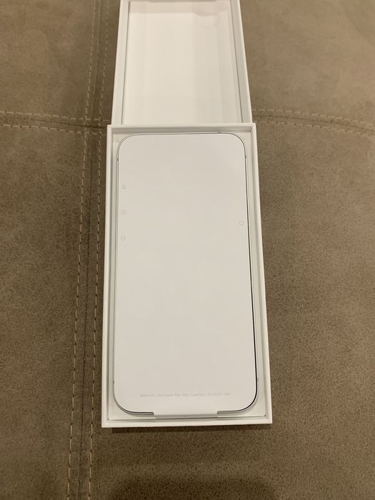 НОВ Iphone 16e 128GB