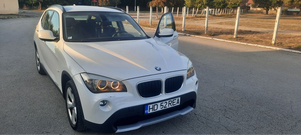 Bmw x1.           .