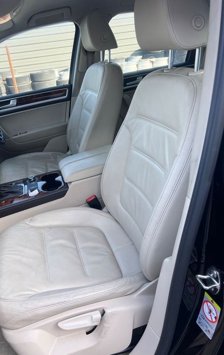 DEZMEMBREZ Volkswagen Touareg 7P Motor 3.0 Diesel euro 5 cod CRC Cutie de Viteze Automata NAC transfer Grup Cardan interior Piele Jante Aluminiu
