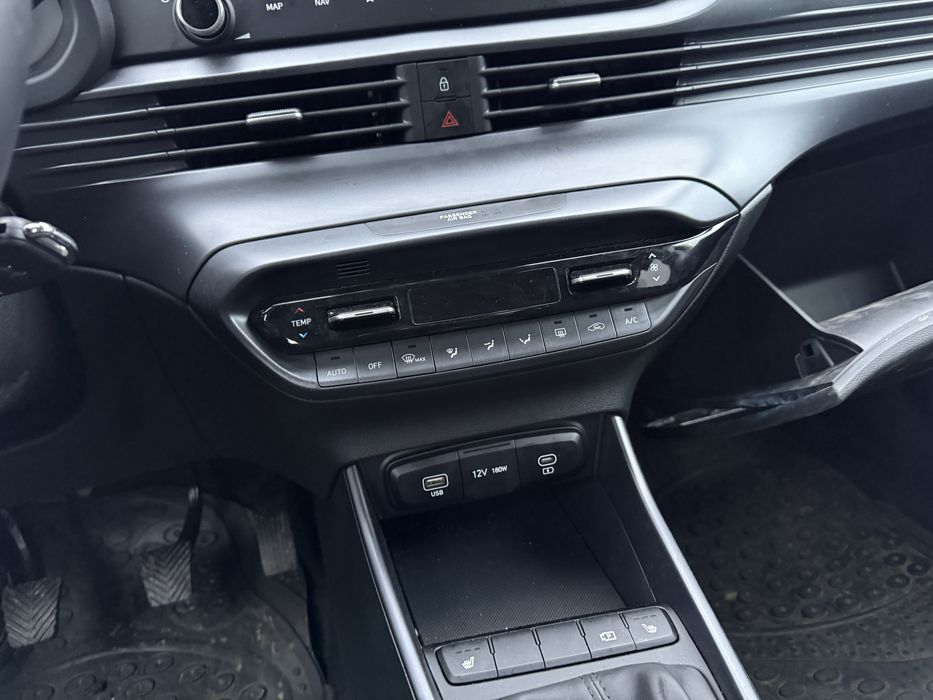 Hyundai i20 2025 ca nou 7000km avariat frontal pret fix!