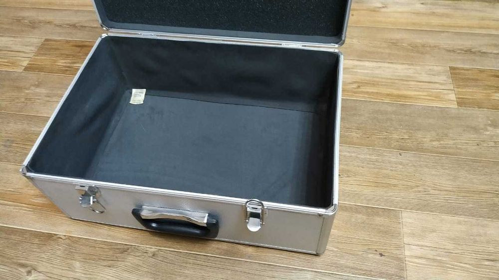 Ящик кейс чемодан алюминиевый