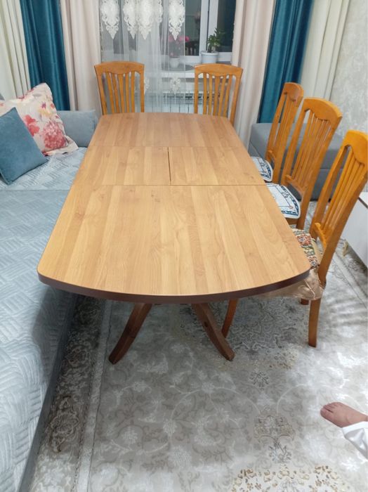Продам стол раздвижной