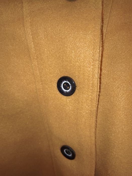 Ново Дамско палто в цвят горчица!