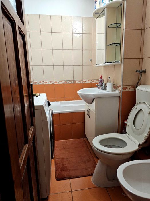 Apartament 3 camere ultracentral zona Profi Simeria