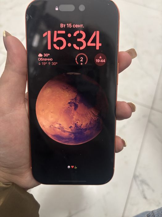 Iphone 17pro Оранжевый