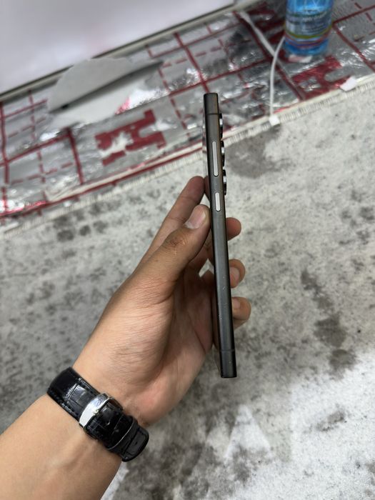 Samsung s 24 ultra 256 ideal