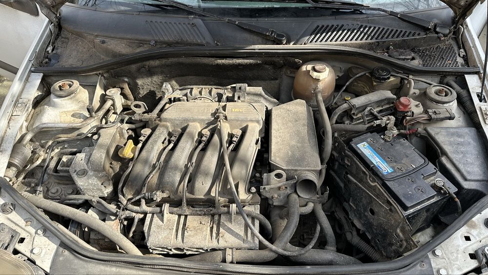 Renault clio 1.4 16v benzina