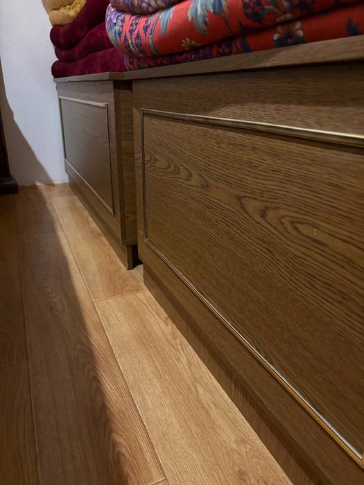 Ko’rpa va 2 ta mebelniy sunduk