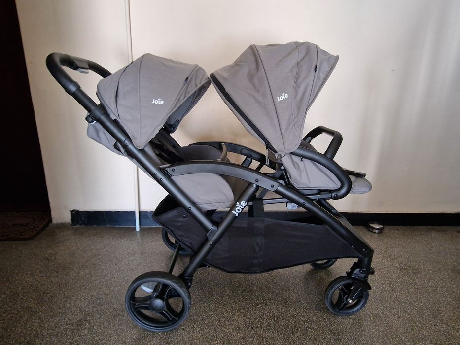 Двойна количка Joie evalite duo за близнаци или породени деца