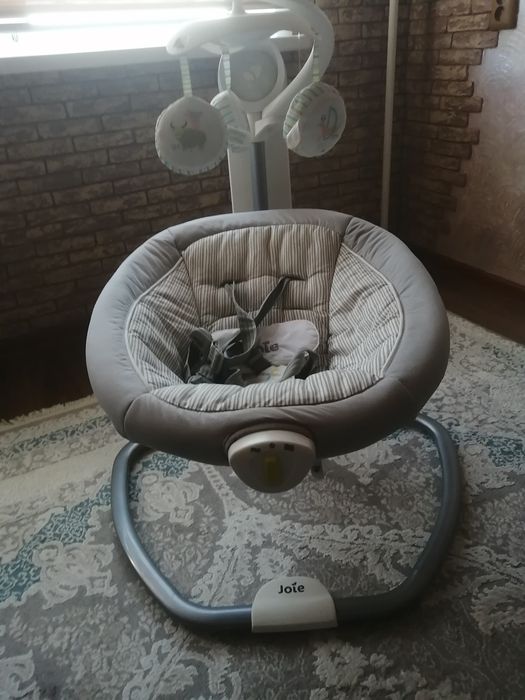 Качеля Joie Serina до 9 кг светло-серый