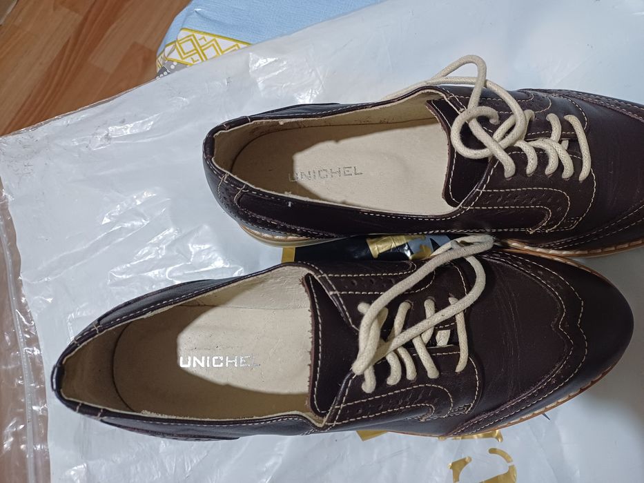 Обувь кожаная UNICHEL