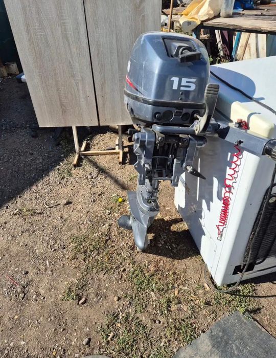 Лодочный мотор  Yamaha 15