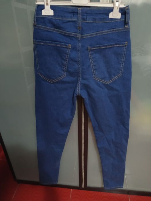 Blugi dama noi cu eticheta