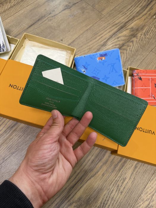 Стилни портмонета от естествена кожа Louis Vuitton