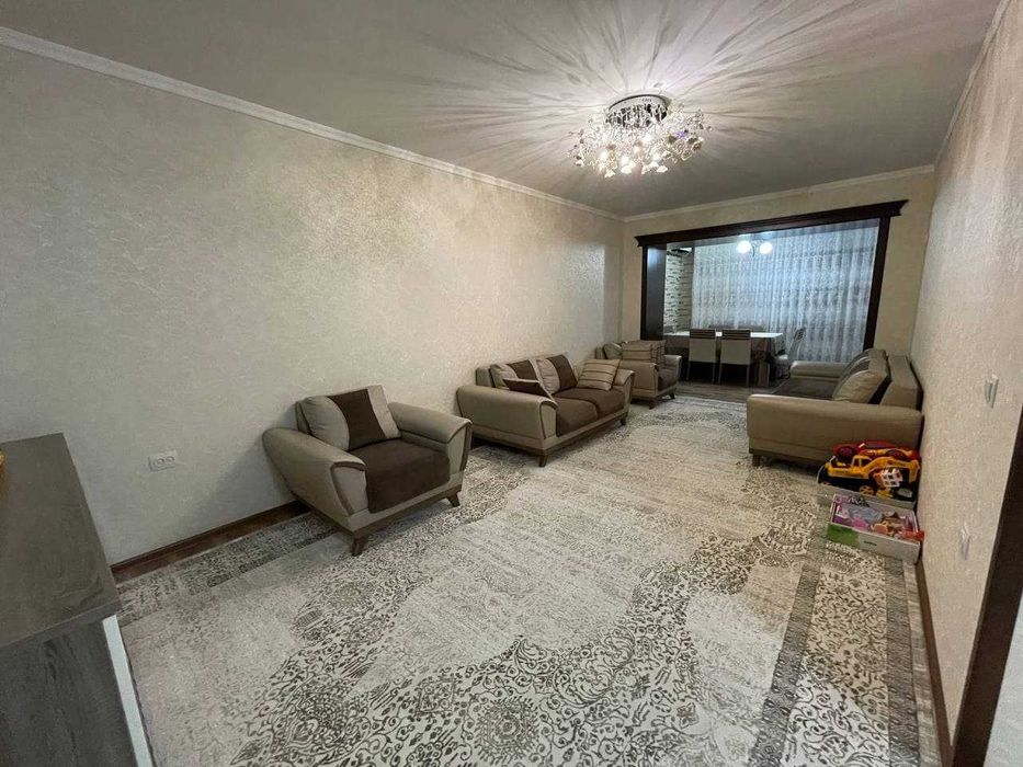 Новза срочно сдается 3 комнатная