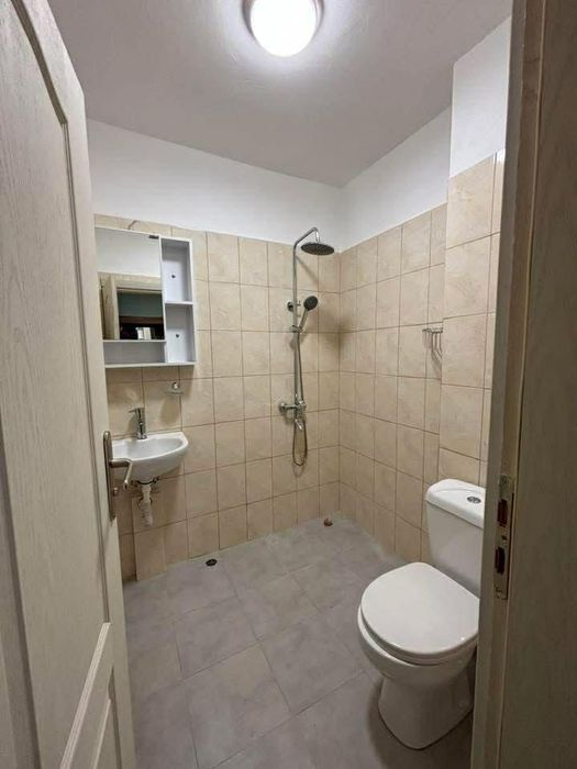 Двустаен апартамент с ГАРАЖ  в ж.к. Бояна.