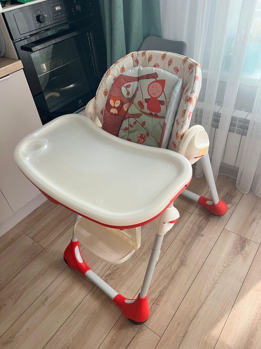 Продам стульчик для кормления Chicco