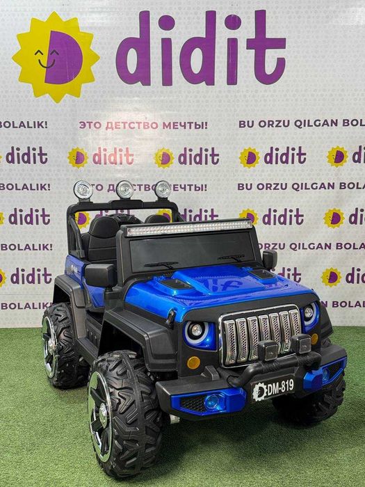 Bolalar mashinasi DM-819